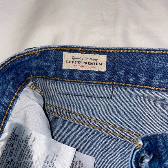 Levi's 501® Original Cutoff Shorts - Oxnard Athens Mid - 34 (18) - Picture 8 of 12